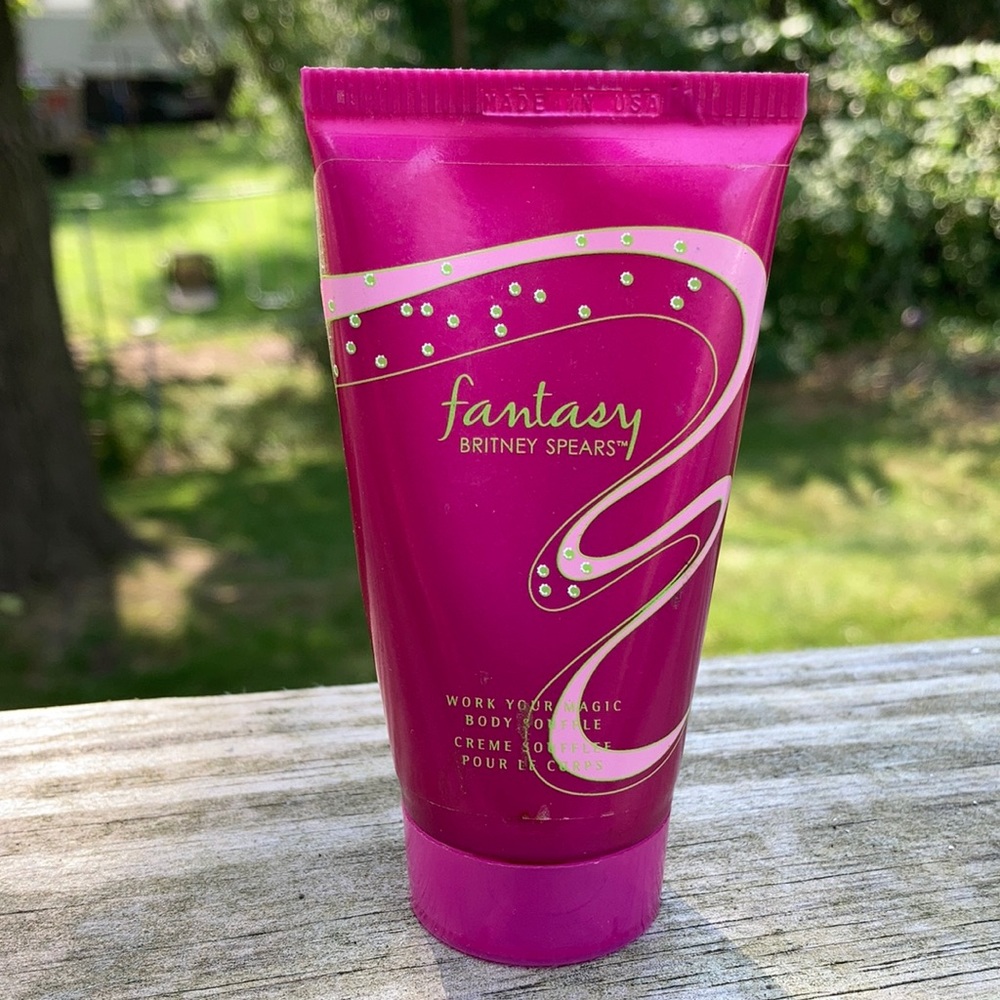 ⚜️Fantasy Britney Spears “Work Your Magic” Lotion